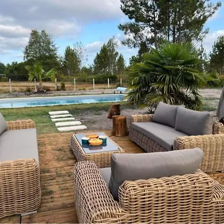 Landaise Holiday home *